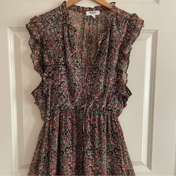 BB Dakota by Steve Madden Sleeveless Multicolor Floral Maxi Dress - Picture 2 of 14